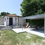Zminj Apartments * Žminj