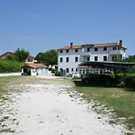 Zminj Apartments Žminj