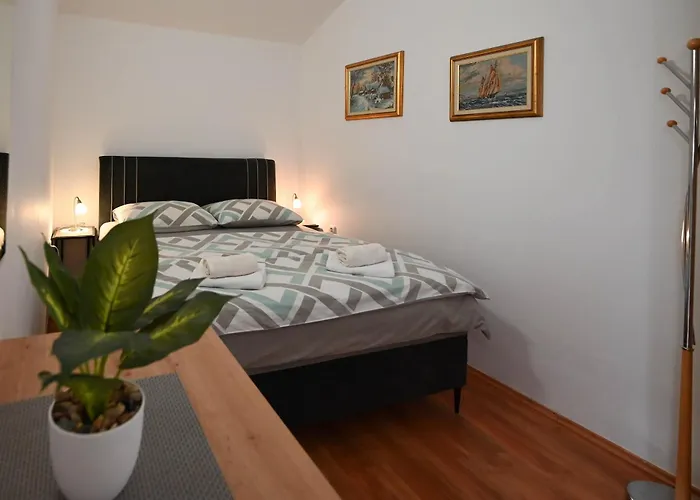 Zminj Apartments * Zminj