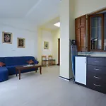 Zminj Apartments