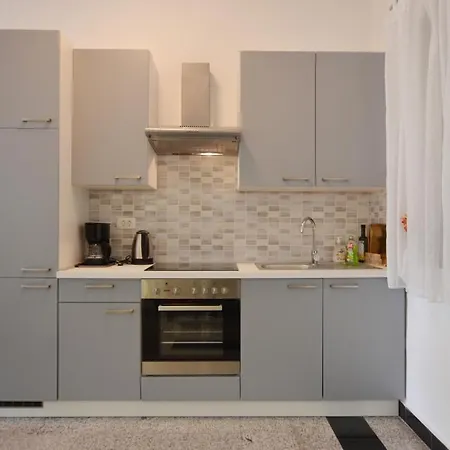 Zminj Apartments
