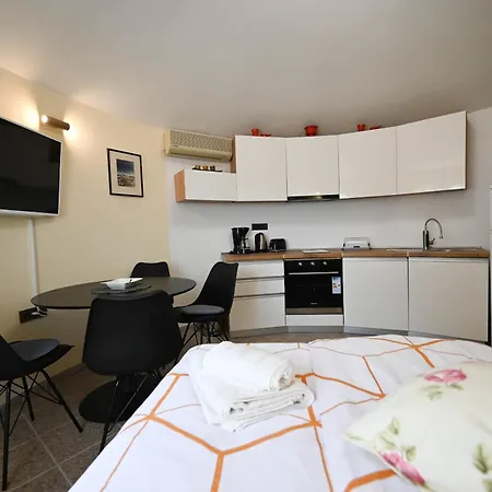 Zminj Apartments Lägenhet
